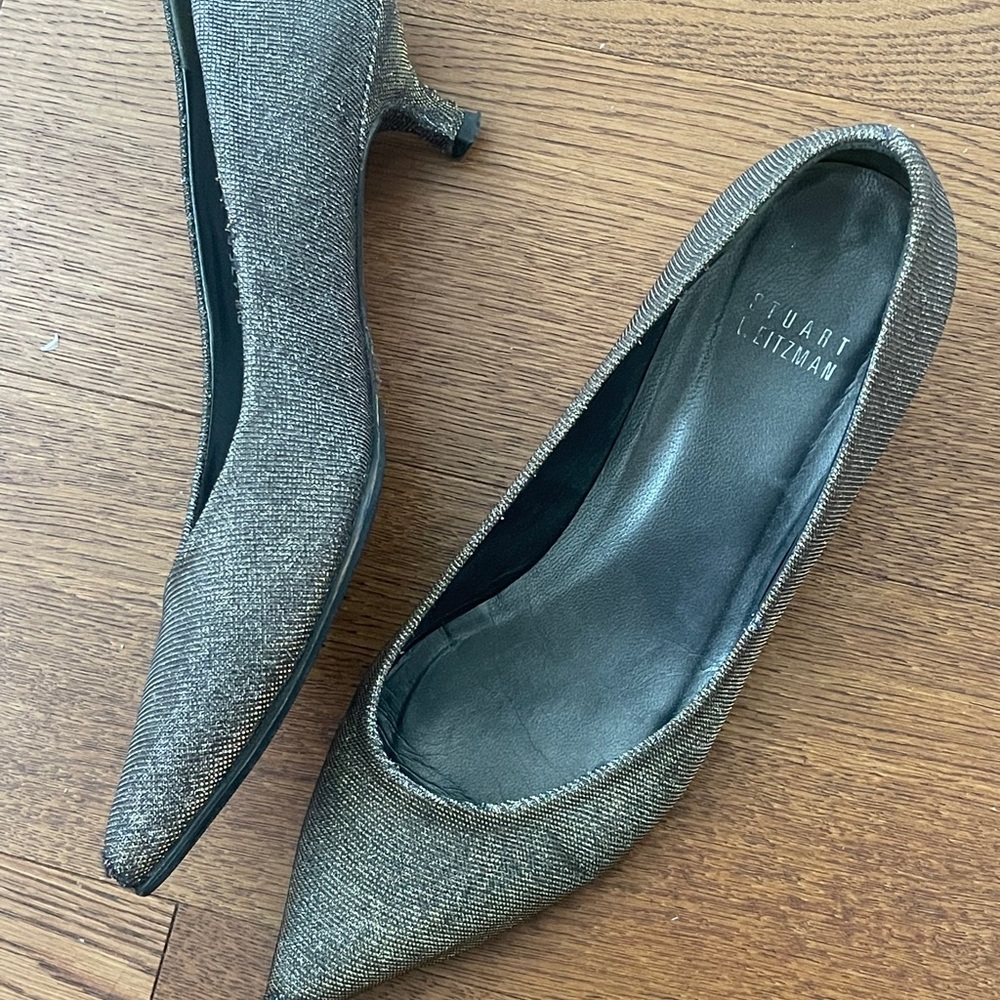 stuart weitzman kitten heel  silver 6M